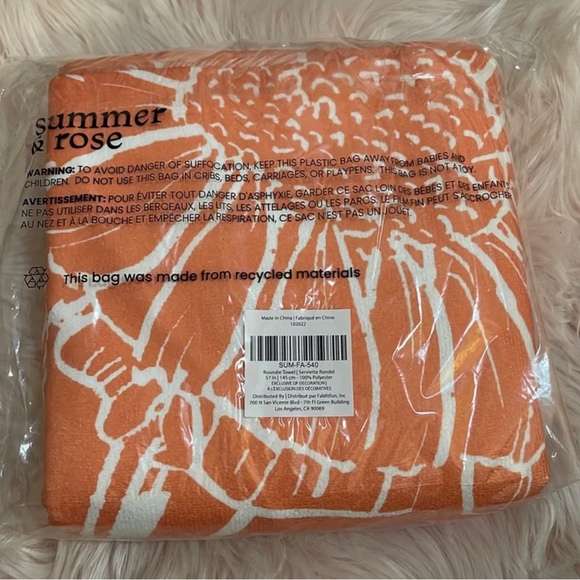 Summer & Rose Outdoor Roundie - Picture 3 of 4